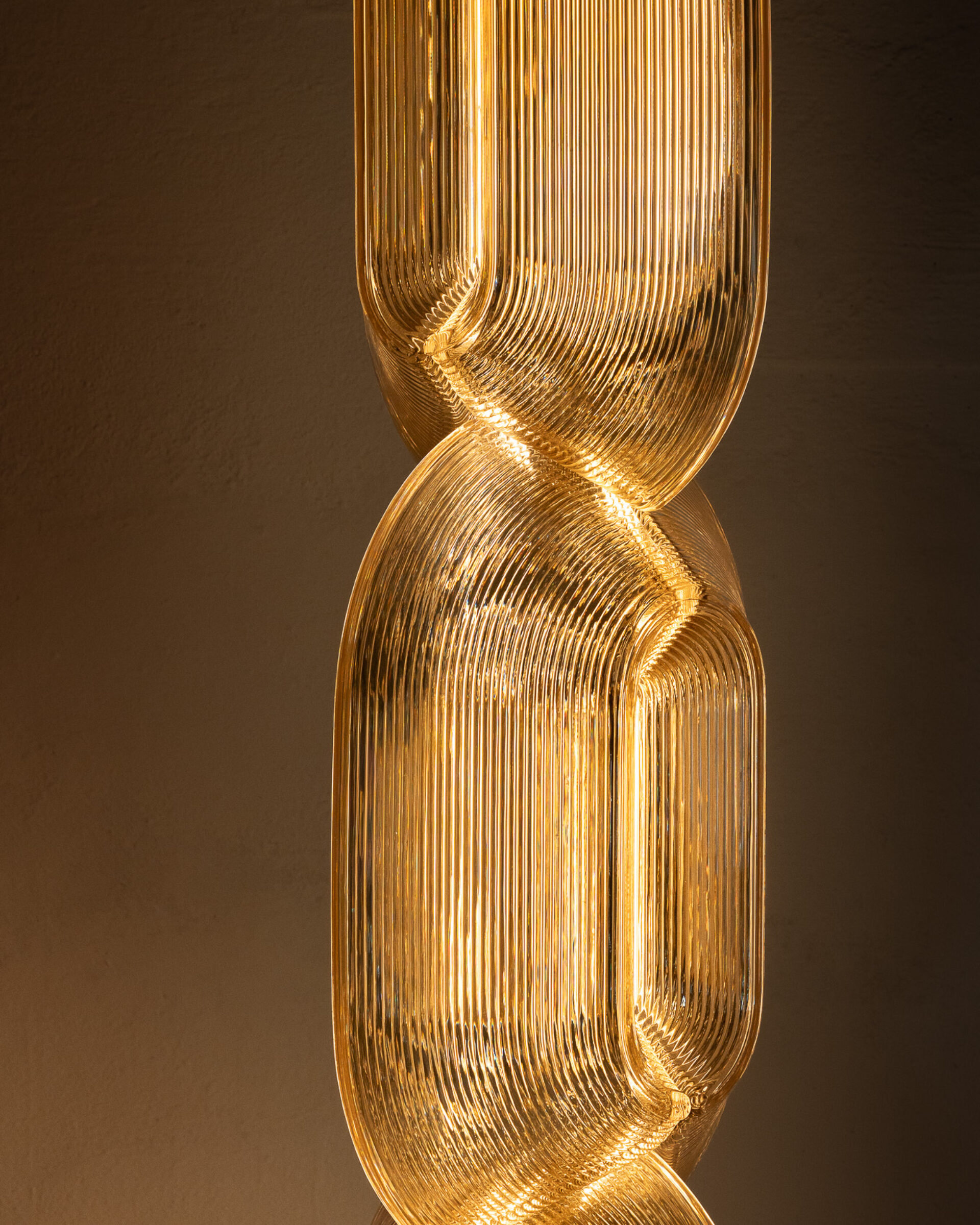 Kooij accrete lamp gestalt chair 3